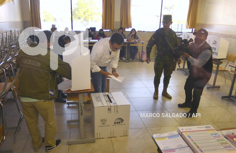 SUFRAGIO-2023-PEDRO-FREILE