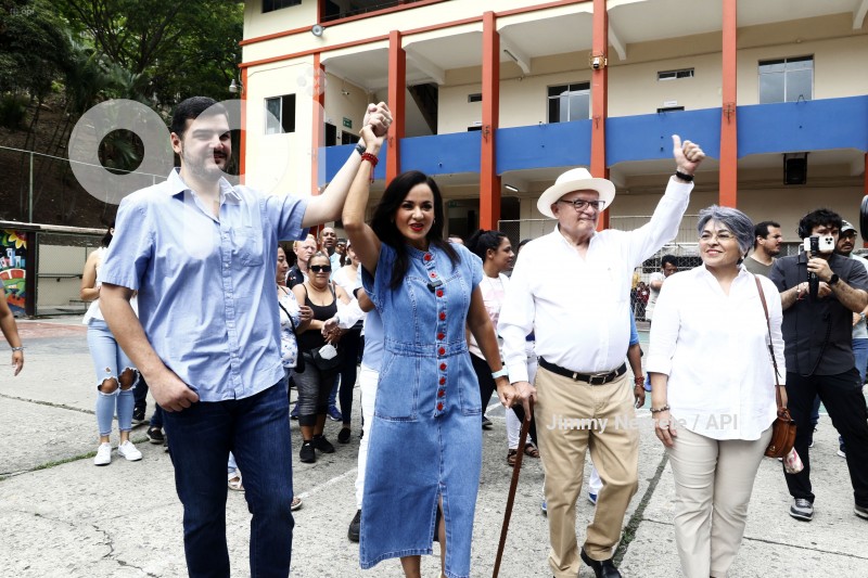 SUFRAGIO-AQUILES-ALVAREZ-AGUIÑAGA