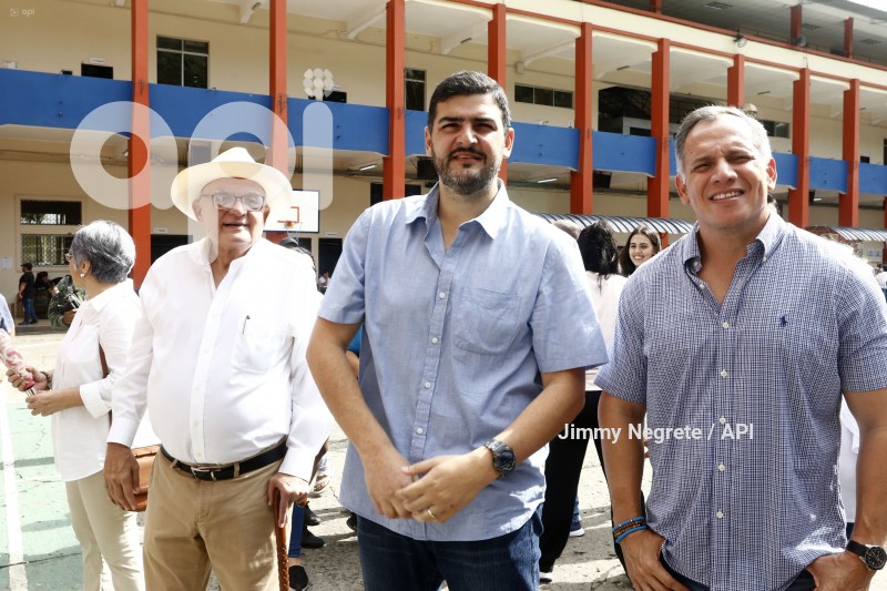 SUFRAGIO-AQUILES-ALVAREZ-AGUIÑAGA