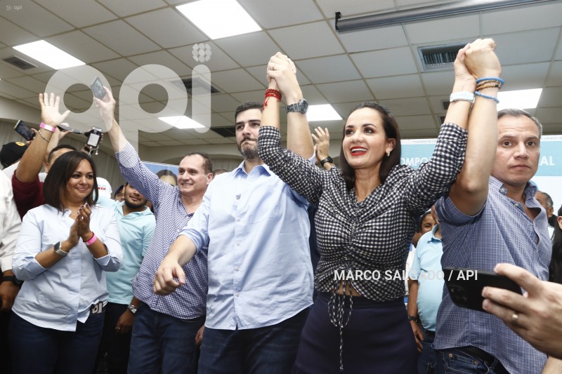 SUFRAGIO-2023-ALVAREZ-AGUIÑAGA