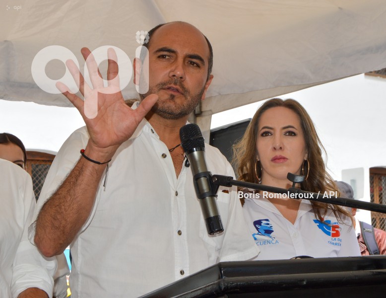 CUENCA-NUEVO PREFECTO CRISTOBAL LLORRET