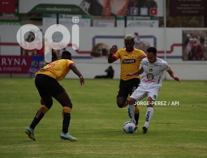 FBL-LIGAPRO-BET-593-MUSHUC-RUNA-BARCELONA-