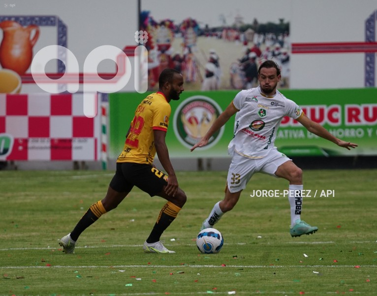 FBL-LIGAPRO-BET-593-MUSHUC-RUNA-BARCELONA-