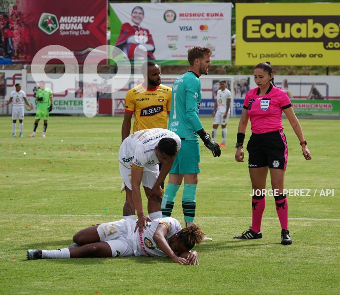 FBL-LIGAPRO-BET-593-MUSHUC-RUNA-BARCELONA-