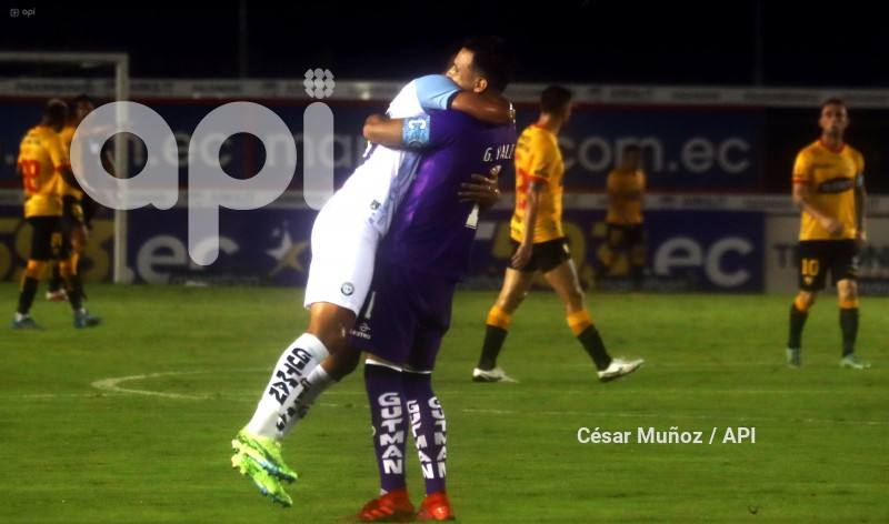 FBL-NOCHE DEL CITY