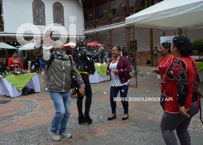 CUENCA-AGENDA CARNAVAL GUALACEO