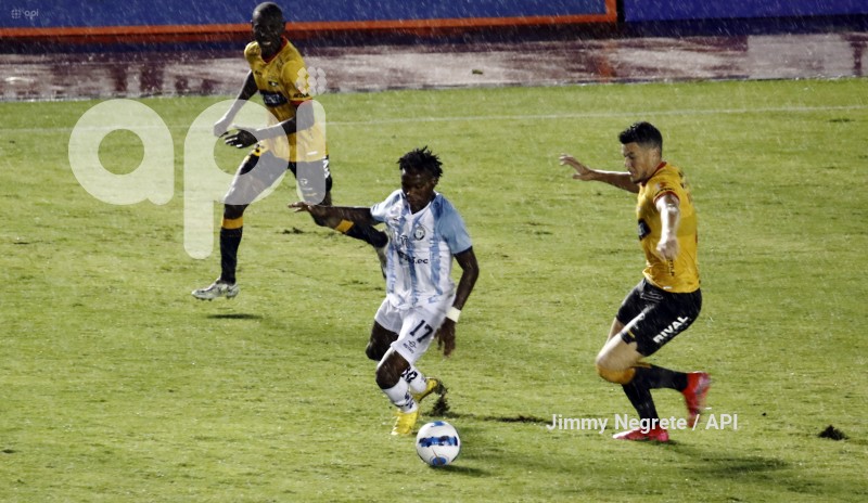 FBL-NOCHE DEL CITY