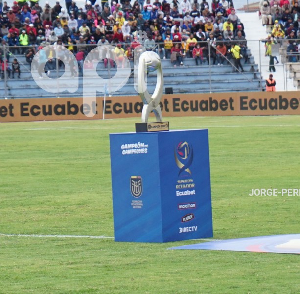 FBL-SUPER-COPA-ECUADOR-INDEPENDIENTE-AUCAS-