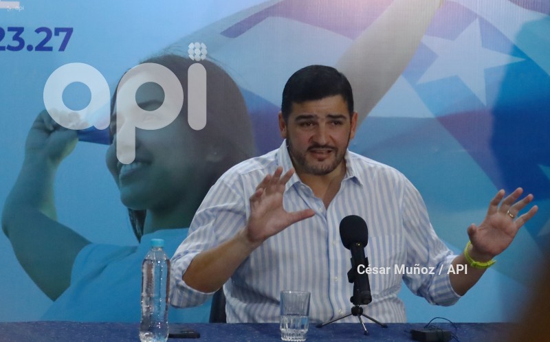 GYE-AQUILES ALVAREZ