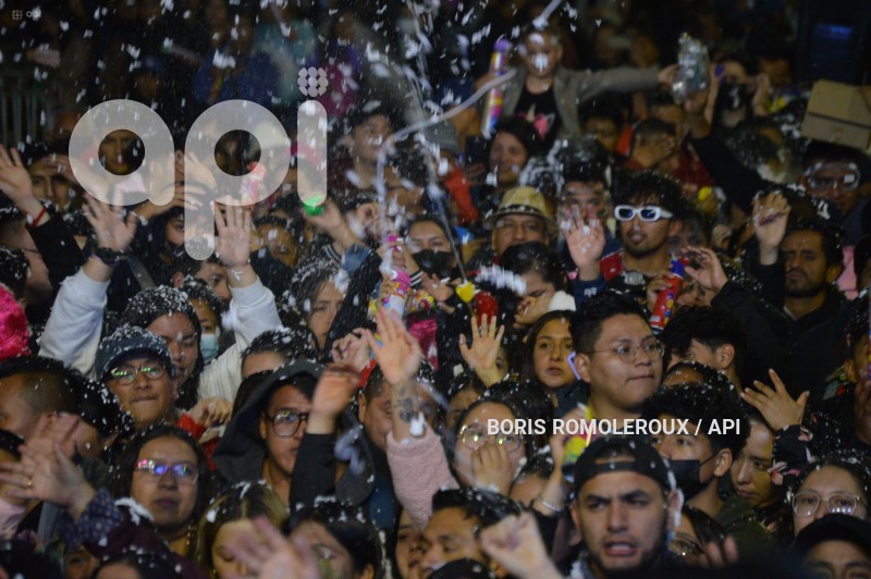 CUE-JUEVES COMPADRES Y COMADRES-CARNAVAL