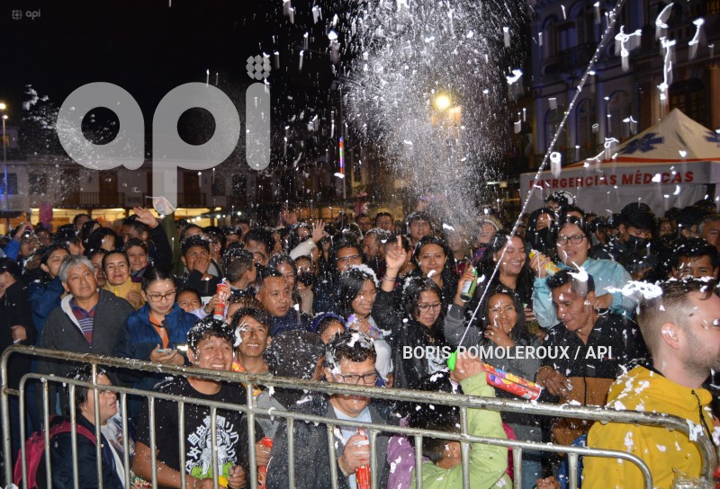 CUE-JUEVES COMPADRES Y COMADRES-CARNAVAL