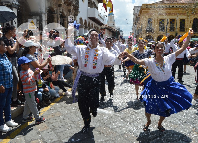 CUENCA-CARNAVAL-AGUA O PESETA