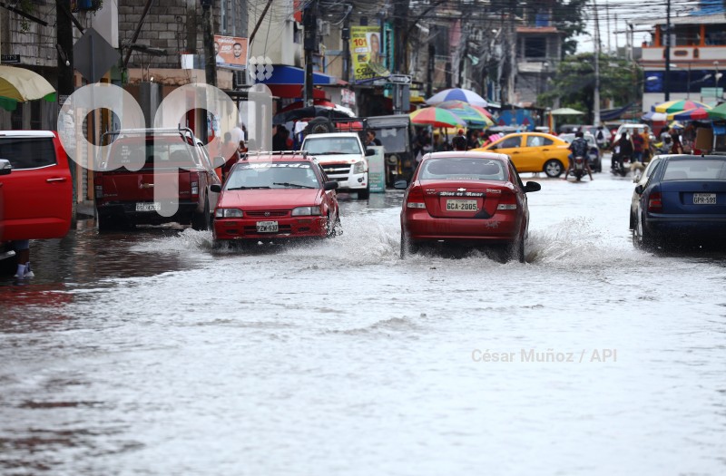 GYE-INUNDACIONES LLUVIA