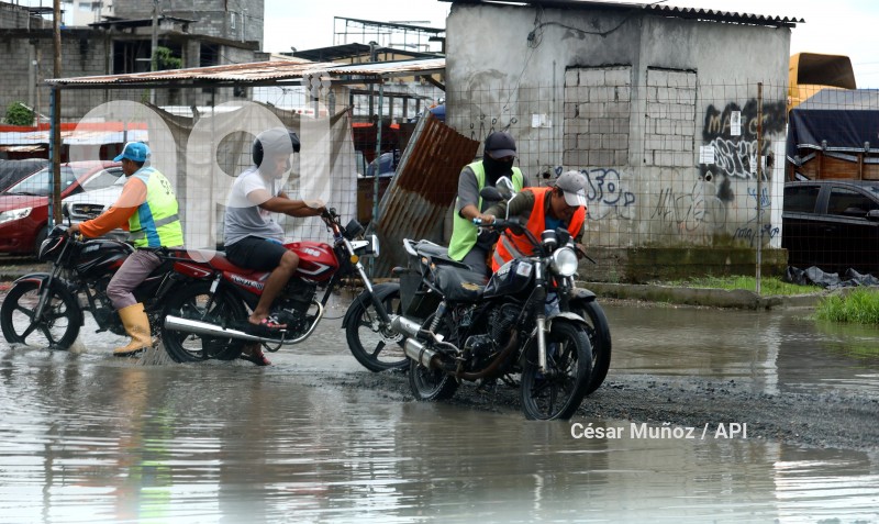 GYE-INUNDACIONES LLUVIA