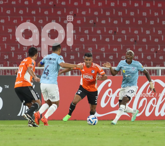 FLB-LIBERTADORES-CATOLICA-MILLONARIOS