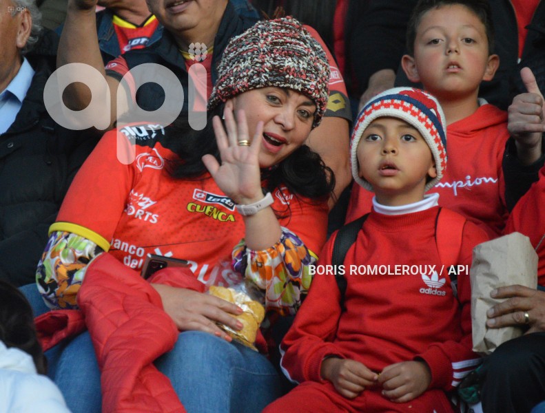 FBL-LIGAPRO-CUENCA-LIGA DE QUITO-HINCHAS