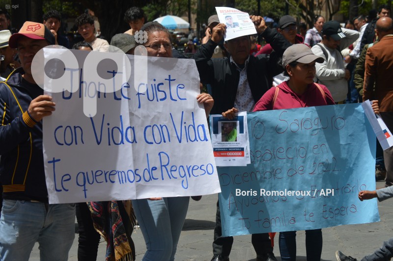 CUENCA-PLANTON-DESAPARECIDOS -PUCARA