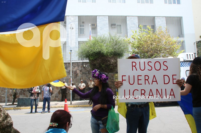 PLANTON-RESPALDO-UCRANIA