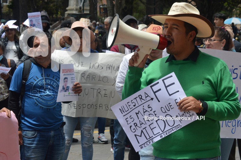 CUENCA-PLANTON-DESAPARECIDOS -PUCARA