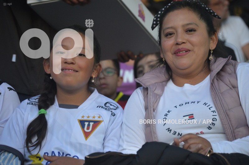 FBL-LIGAPRO-CUENCA-LIGA DE QUITO-HINCHAS