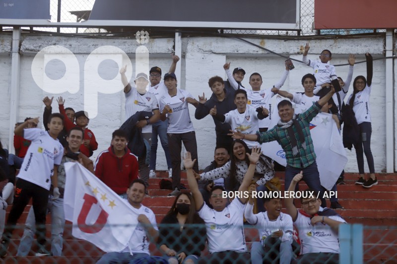 FBL-LIGAPRO-CUENCA-LIGA DE QUITO-HINCHAS