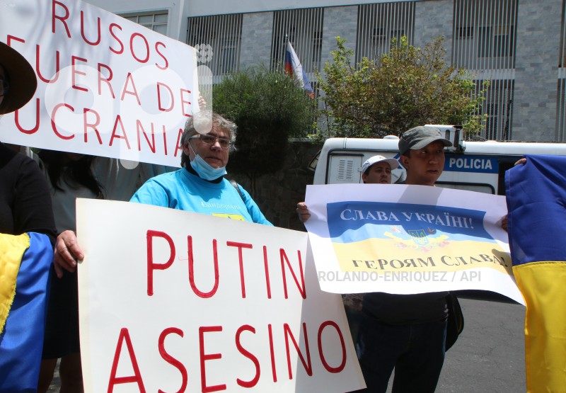 PLANTON-RESPALDO-UCRANIA