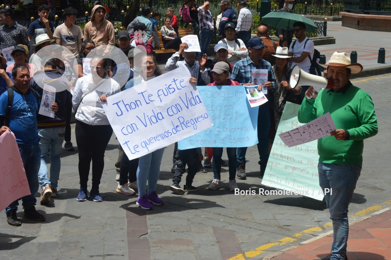 CUENCA-PLANTON-DESAPARECIDOS -PUCARA