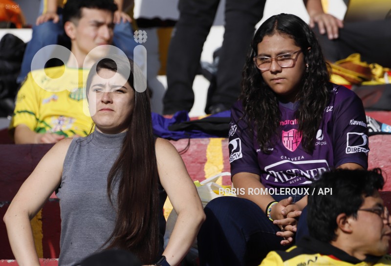 FBL-LIGAPRO-GUALACEO-BARCELONA-HINCHAS
