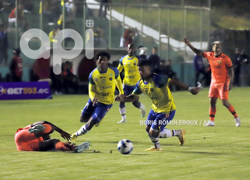 FBL-LIGAPRO-GUALACEO-BARCELONA