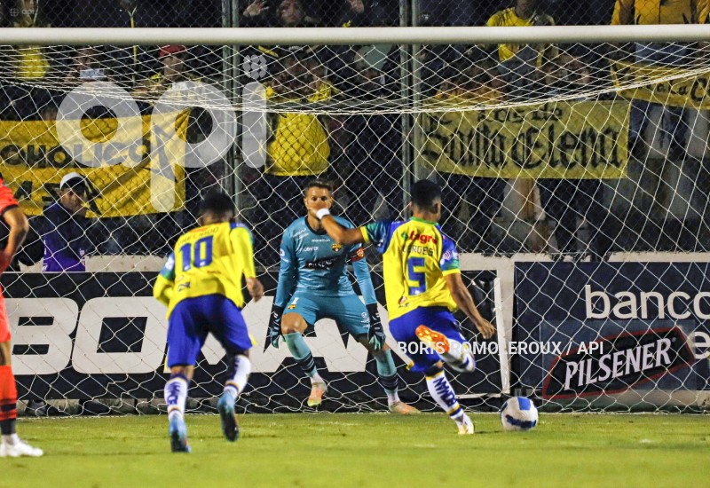 FBL-LIGAPRO-GUALACEO-BARCELONA