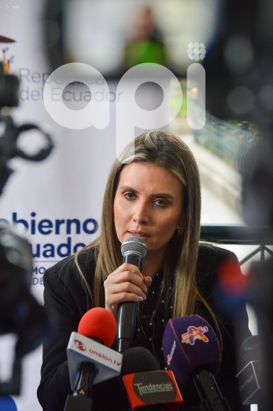 CUENCA-MINISTRA PAOLA FLORES-CASO MUERTE