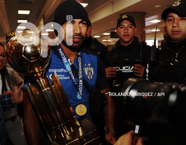FBL-LLEGADA- IDV- CAMPEON- RECOPA