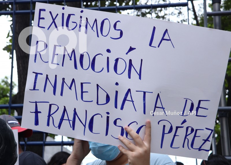 GYE-PLANTON EMPLEADOS HTMC