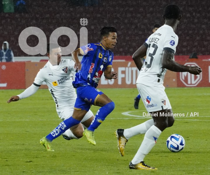 FBL-SUDAMERICANA-LIGA-DELFIN