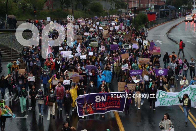 MARCHA-FEMINISTA