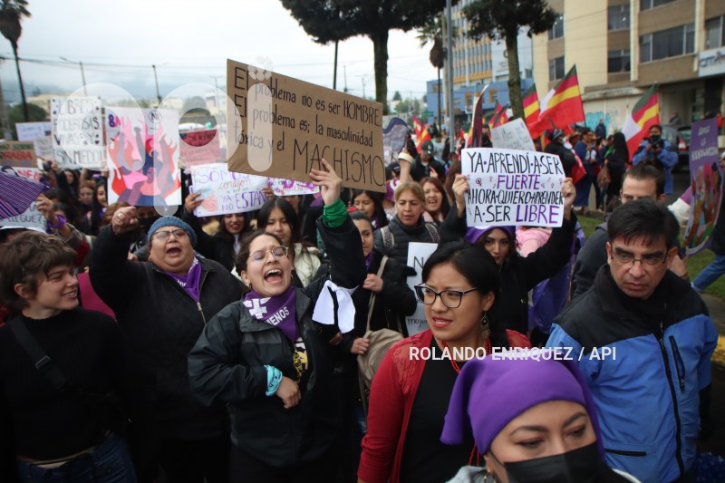 MARCHA-FEMINISTA