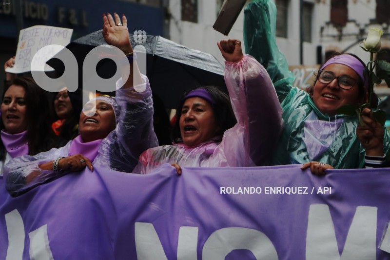 MARCHA-FEMINISTA