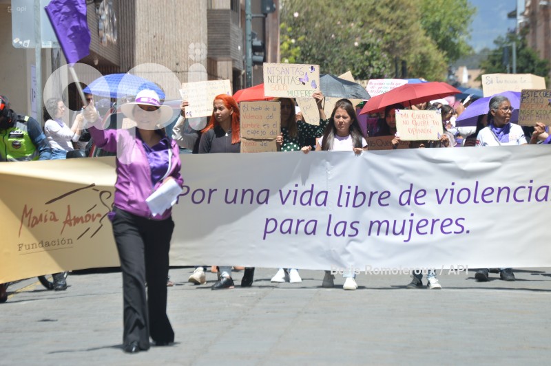 CUENCA-DIA DE LA MUJER