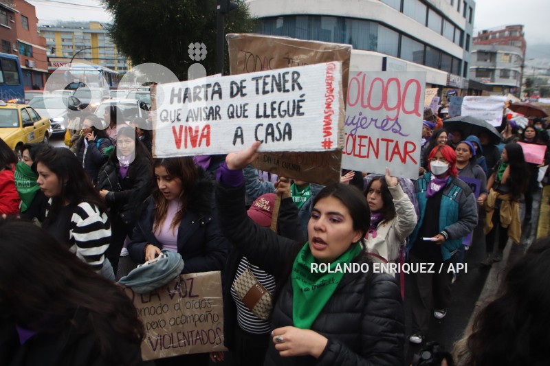 MARCHA-FEMINISTA