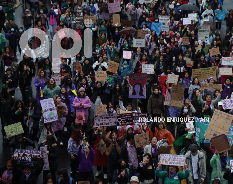 MARCHA-FEMINISTA