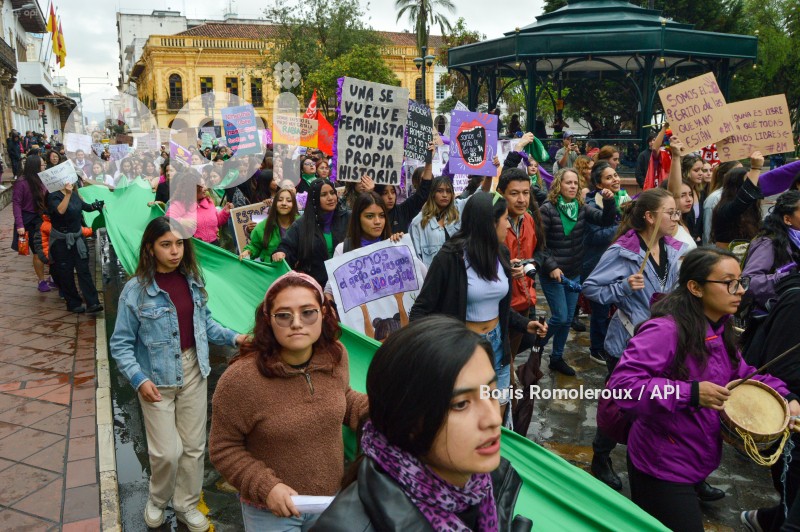 CUENCA-MARCHA DIA DE LA MUJER