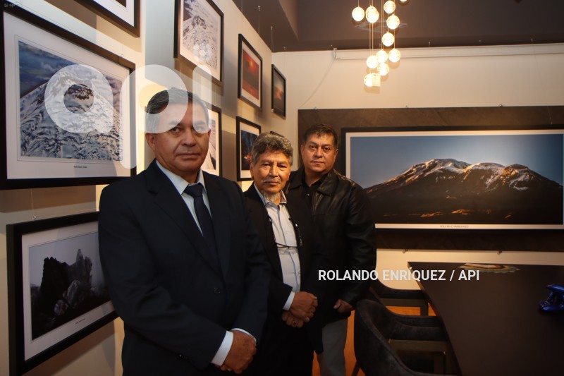 EXPOSICIÓN-FOTOGRAFÍCA-RESPLANDORES