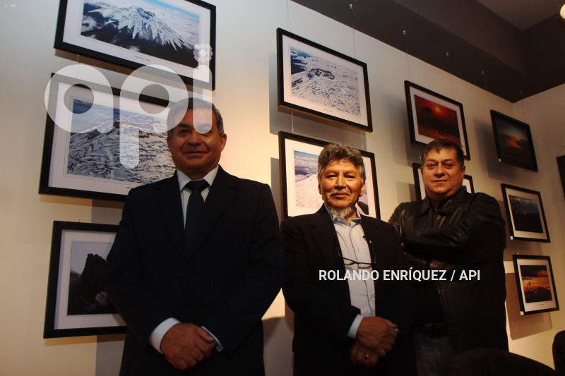 EXPOSICIÓN-FOTOGRAFÍCA-RESPLANDORES