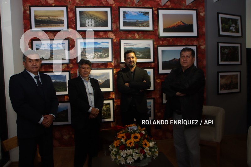 EXPOSICIÓN-FOTOGRAFÍCA-RESPLANDORES