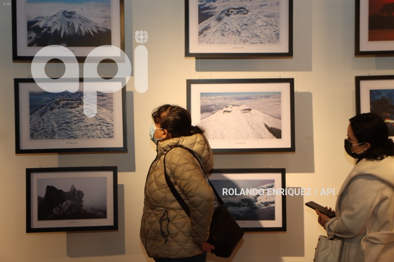EXPOSICIÓN-FOTOGRAFÍCA-RESPLANDORES