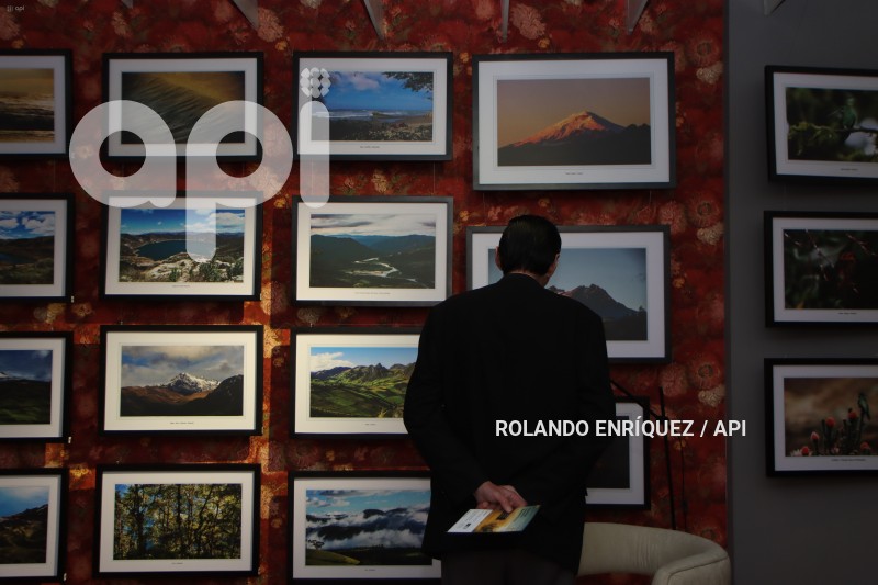 EXPOSICIÓN-FOTOGRAFÍCA-RESPLANDORES