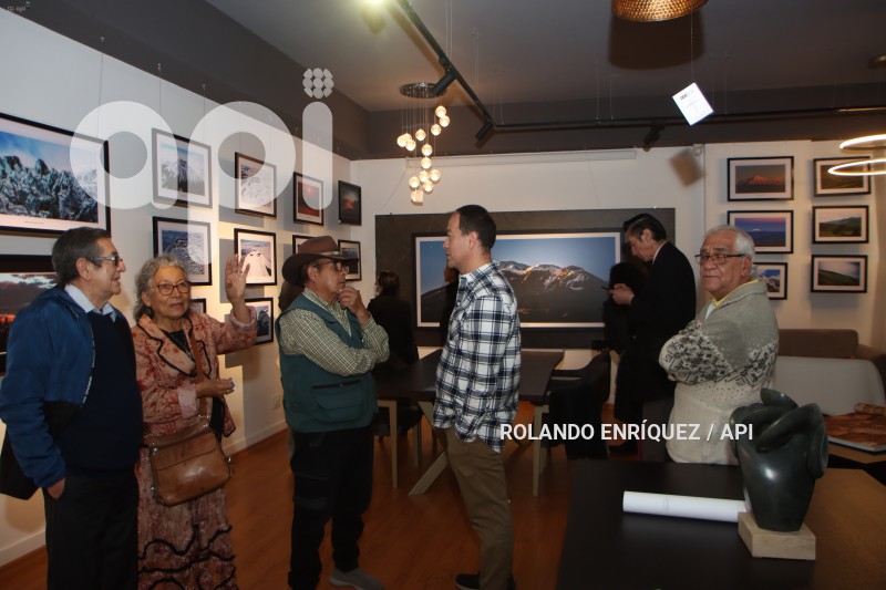 EXPOSICIÓN-FOTOGRAFÍCA-RESPLANDORES