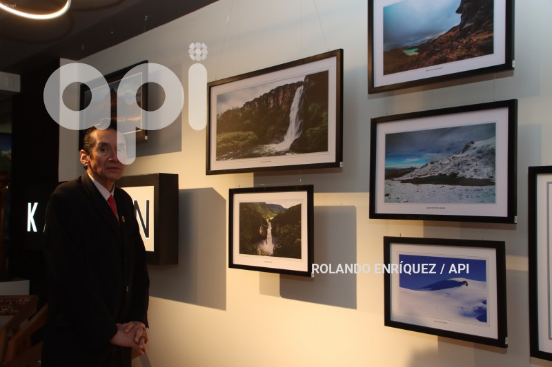 EXPOSICIÓN-FOTOGRAFÍCA-RESPLANDORES