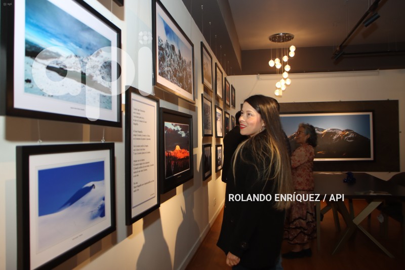 EXPOSICIÓN-FOTOGRAFÍCA-RESPLANDORES