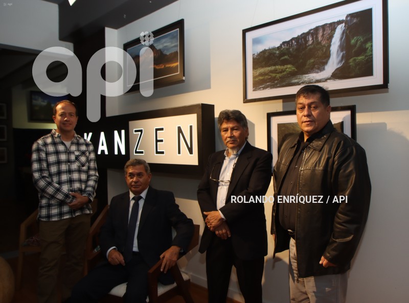 EXPOSICIÓN-FOTOGRAFÍCA-RESPLANDORES